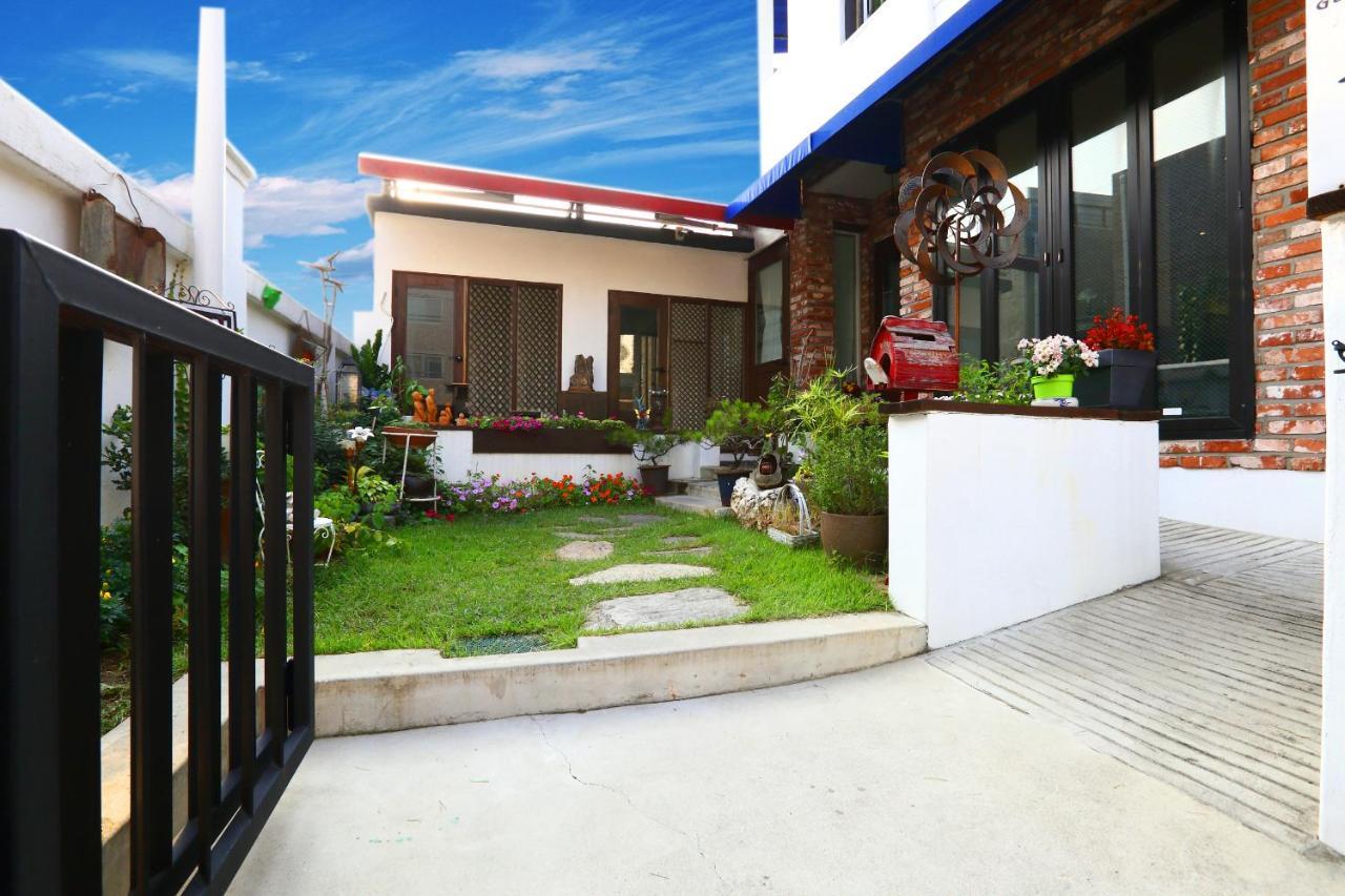Yujung Guesthouse Čondžu Exteriér fotografie